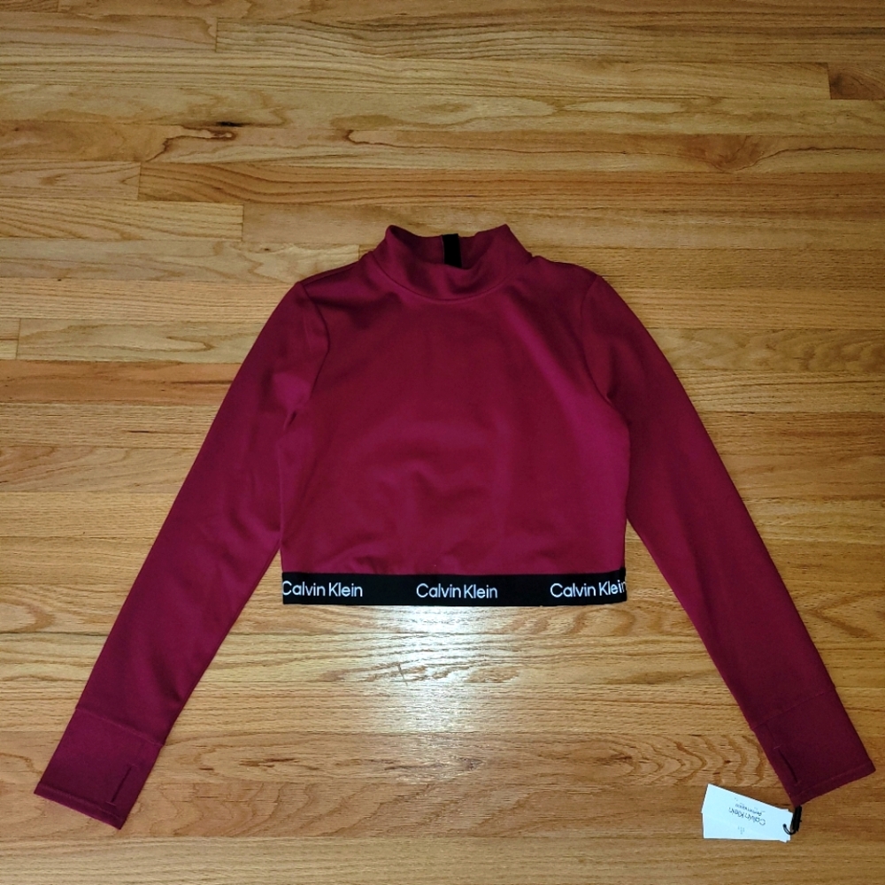Calvin Klein Cropped Sweatshirt